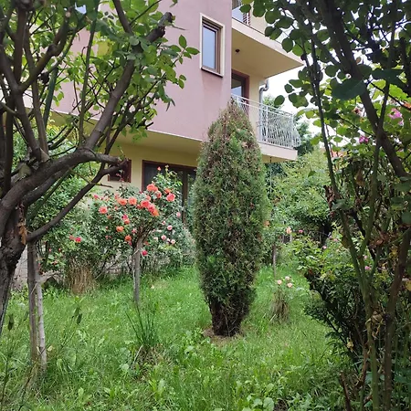 M-stone * Μπάνσκο